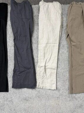 Motherhood Maternity Pants S 24x30 Tan Beige Bootcut Khaki Over Belly Comfy